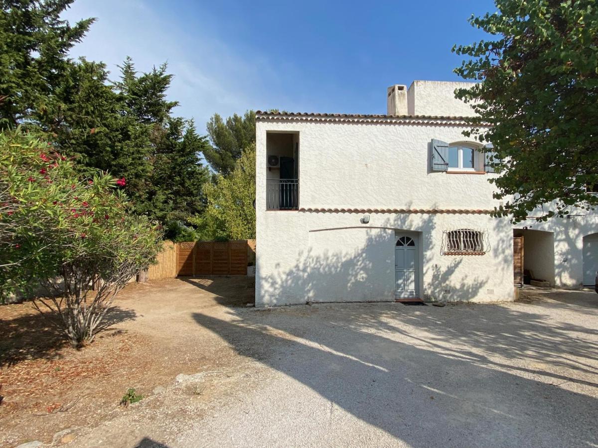Bel Appartement Avec Terrasse Et Beau Jardin Classe 1 Etoile La Ciotat Exterior foto